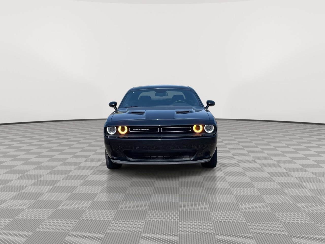 Thumbnail: 2022 Dodge Challenger - 3