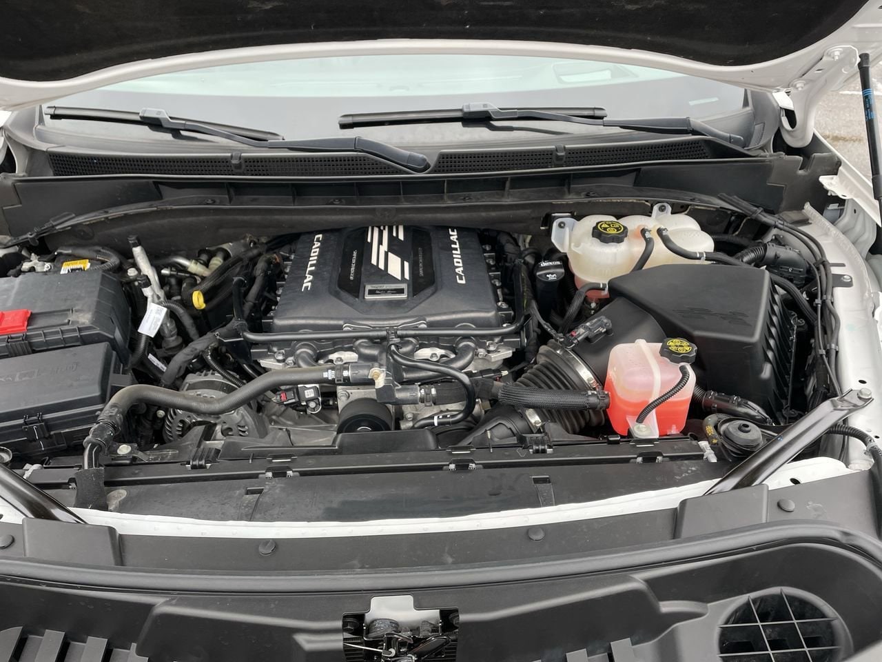 Thumbnail: 2023 Cadillac Escalade - 41