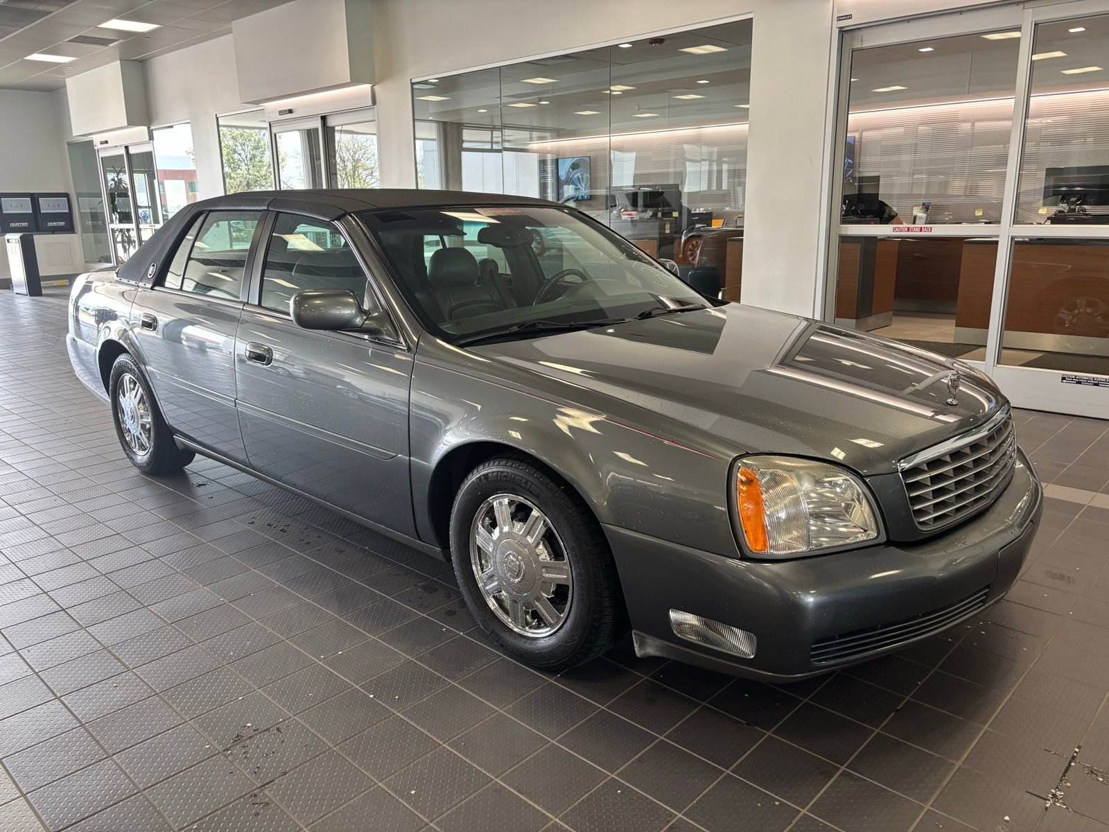 Thumbnail: 2003 Cadillac DeVille - 4