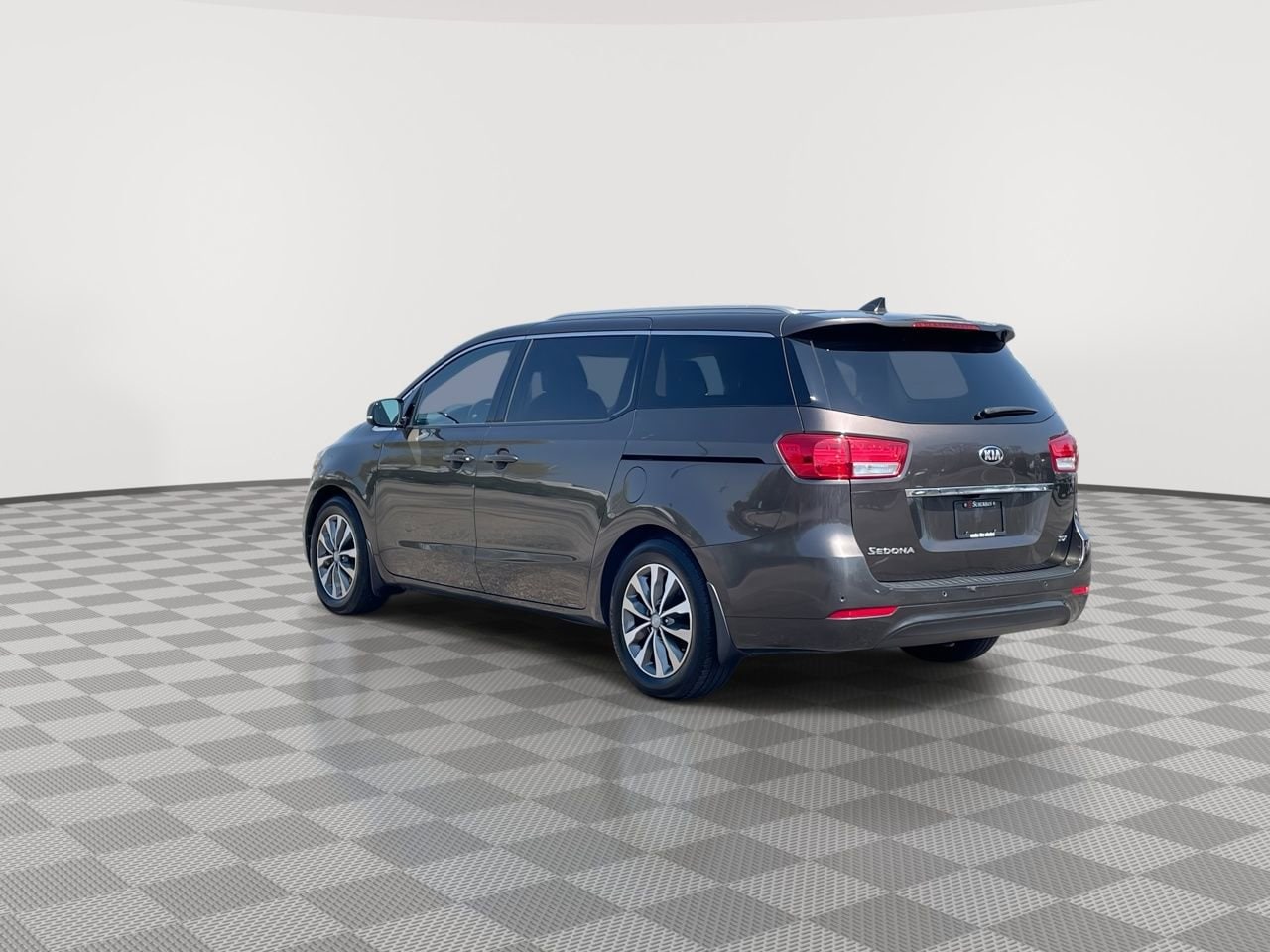 Thumbnail: 2016 Kia Sedona - 6