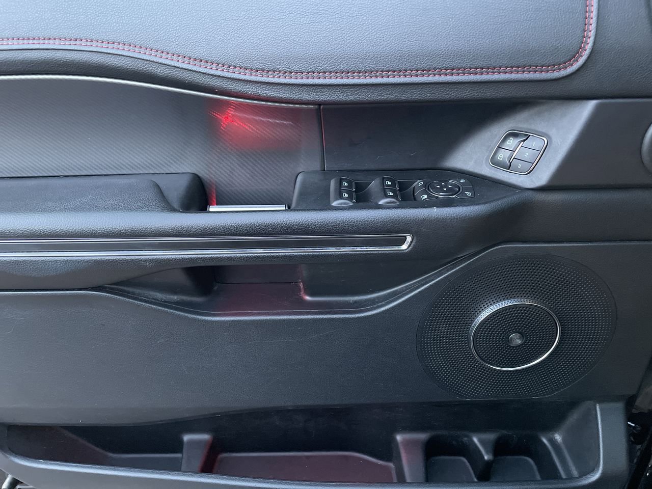 Thumbnail: 2019 Ford Expedition - 36