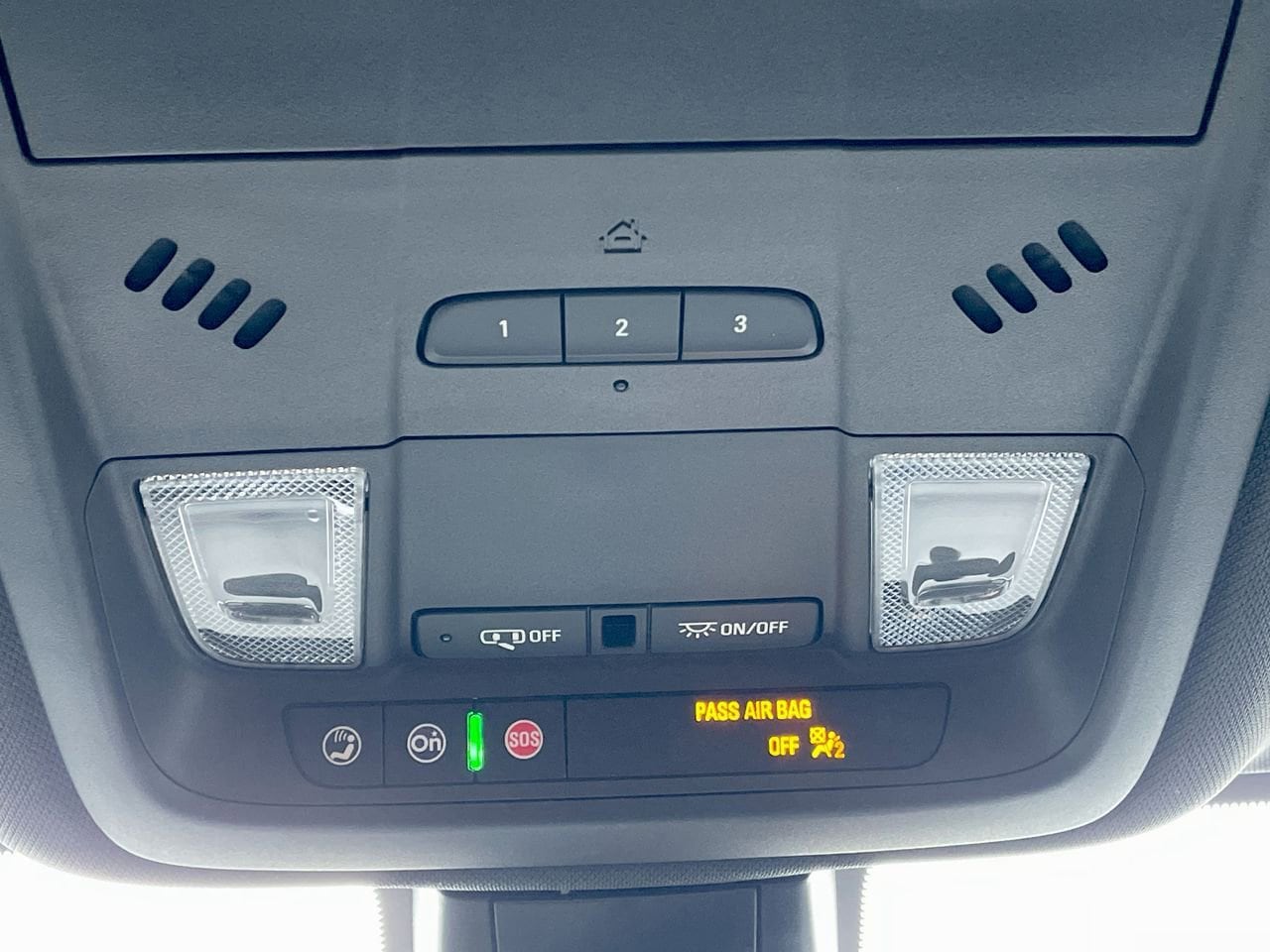 Thumbnail: 2023 Chevrolet Blazer - 32