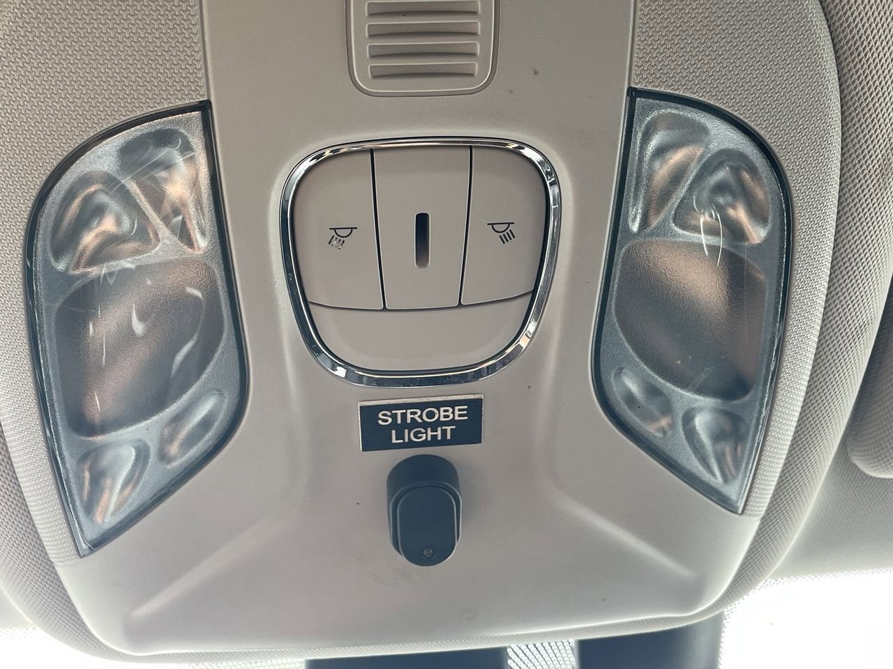 Thumbnail: 2019 Jeep Compass - 28