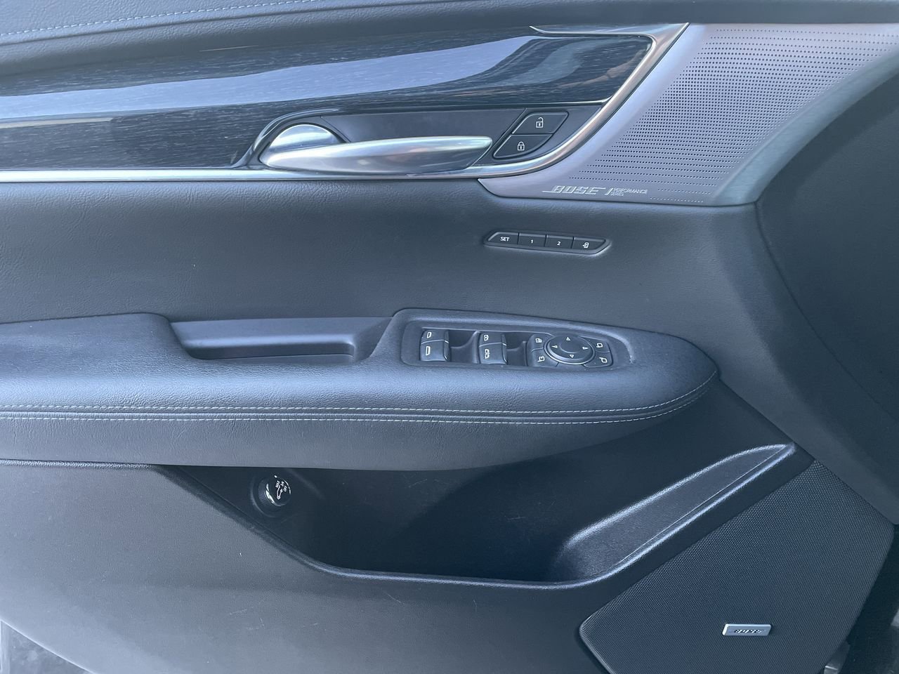 Thumbnail: 2020 Cadillac XT5 - 34