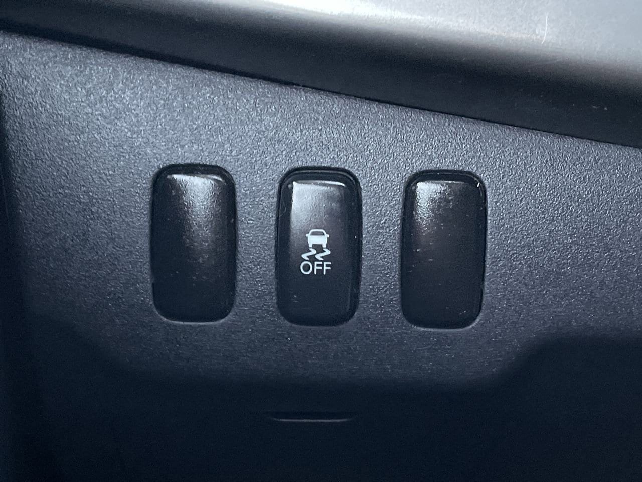 Thumbnail: 2014 Mitsubishi Lancer - 26