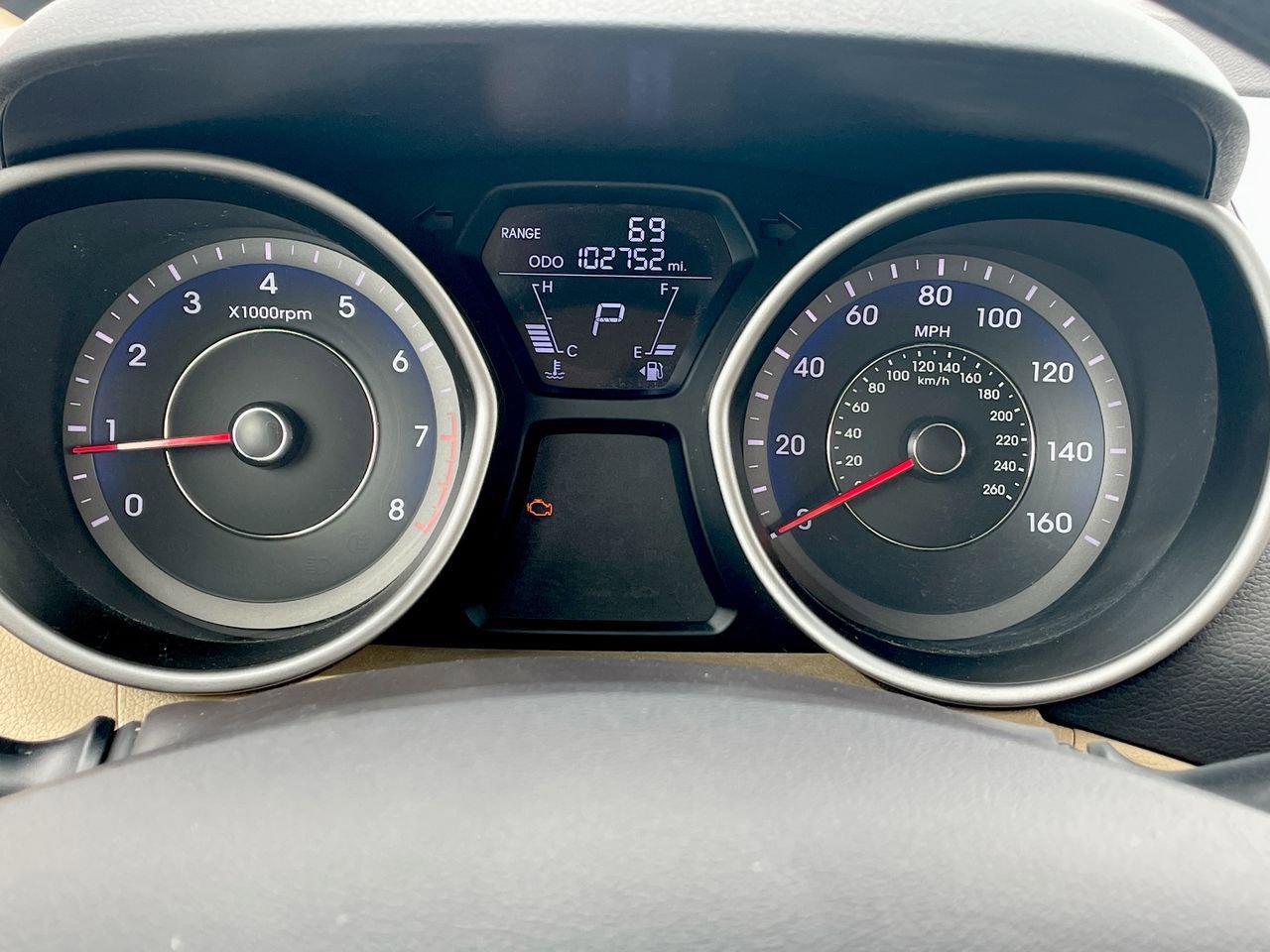 Thumbnail: 2013 Hyundai Elantra - 24