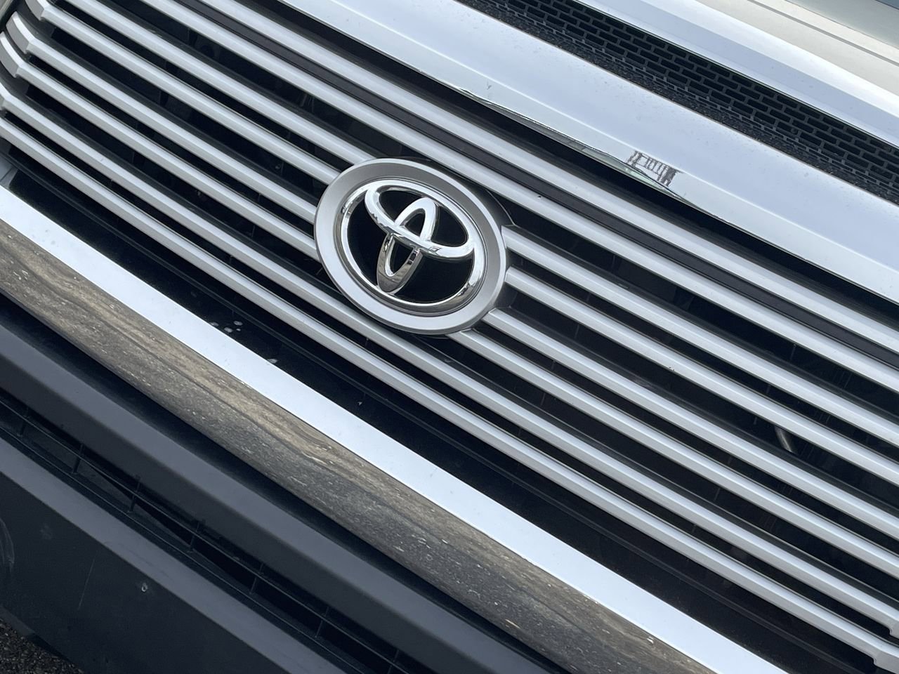 Thumbnail: 2017 Toyota Tundra - 36