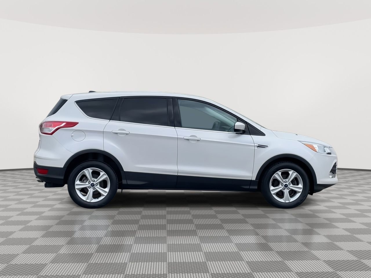 Thumbnail: 2014 Ford Escape - 8
