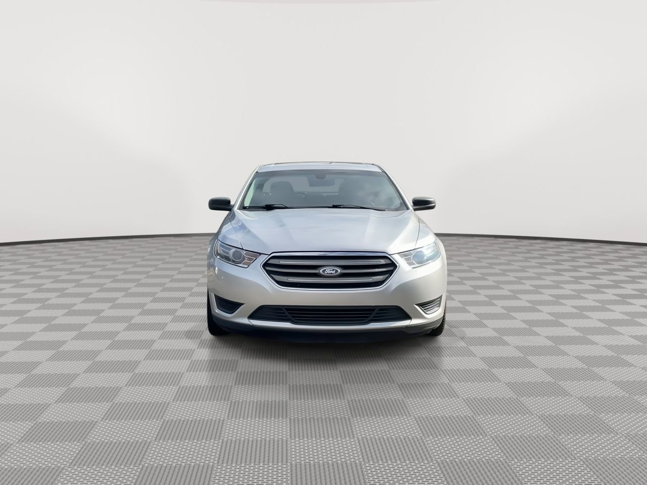 Thumbnail: 2015 Ford Taurus - 3