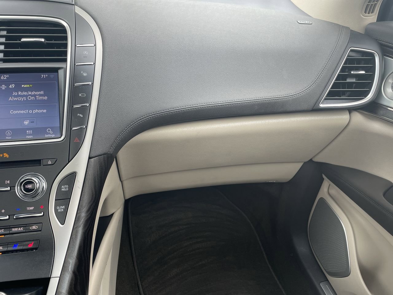 2020 Lincoln Nautilus Reserve 16