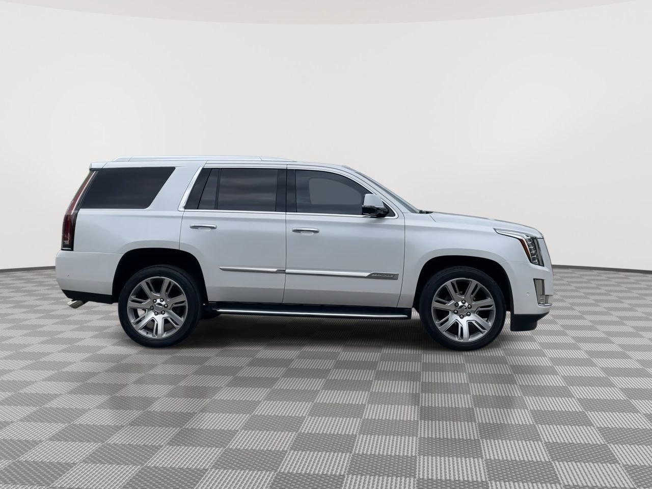 Thumbnail: 2017 Cadillac Escalade - 9