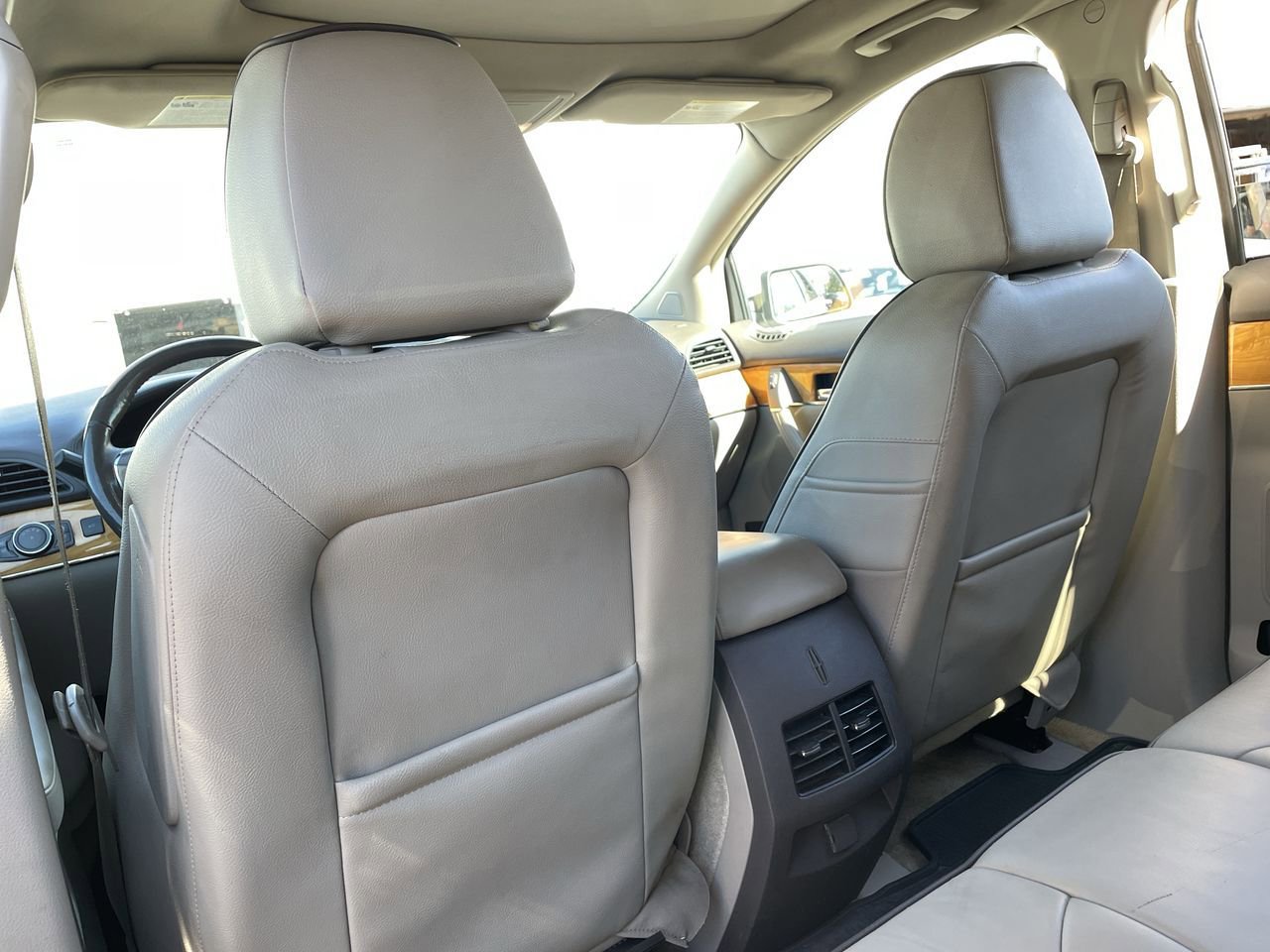 Thumbnail: 2015 Lincoln MKX - 20