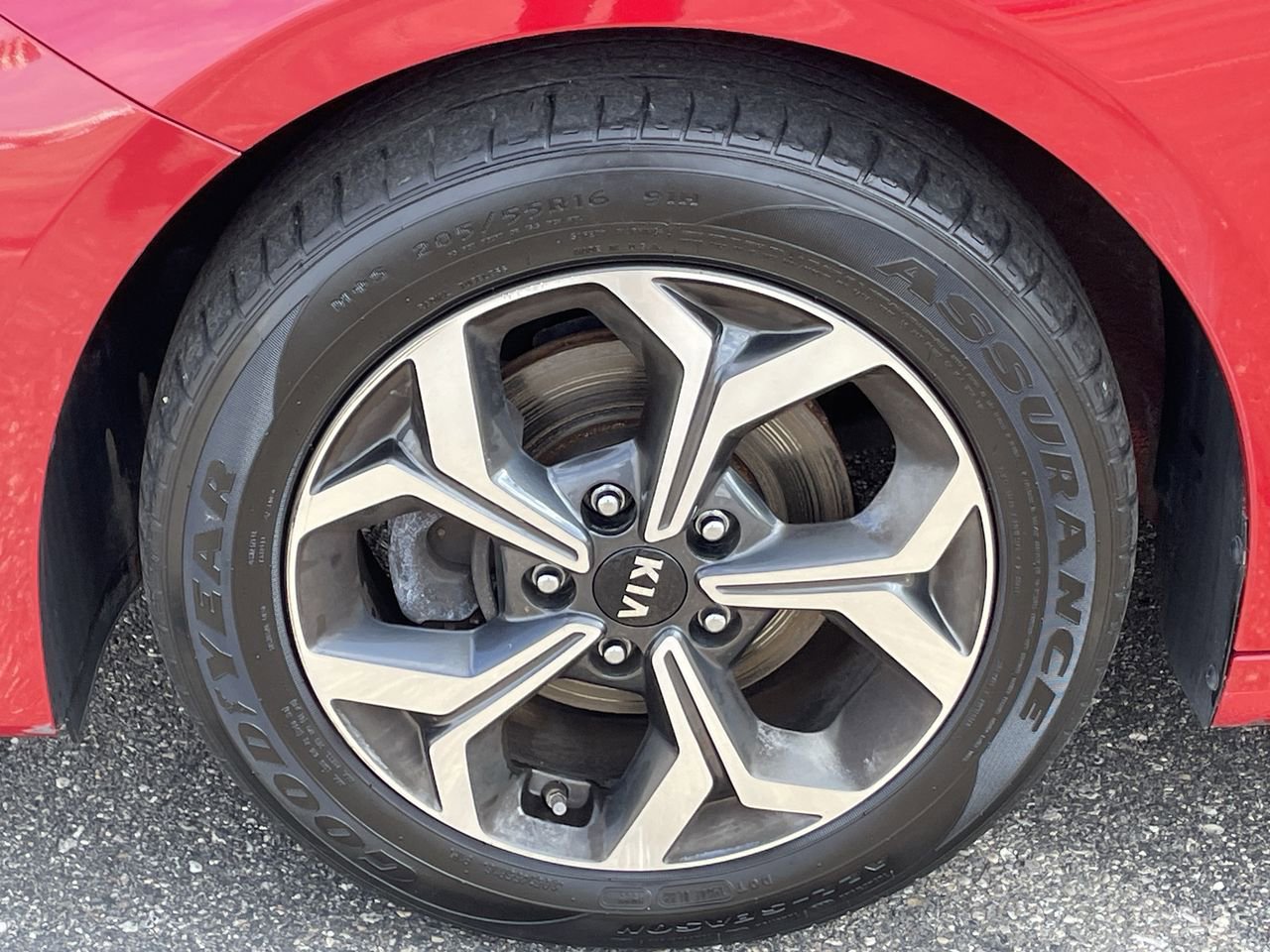 Thumbnail: 2019 Kia Forte - 32