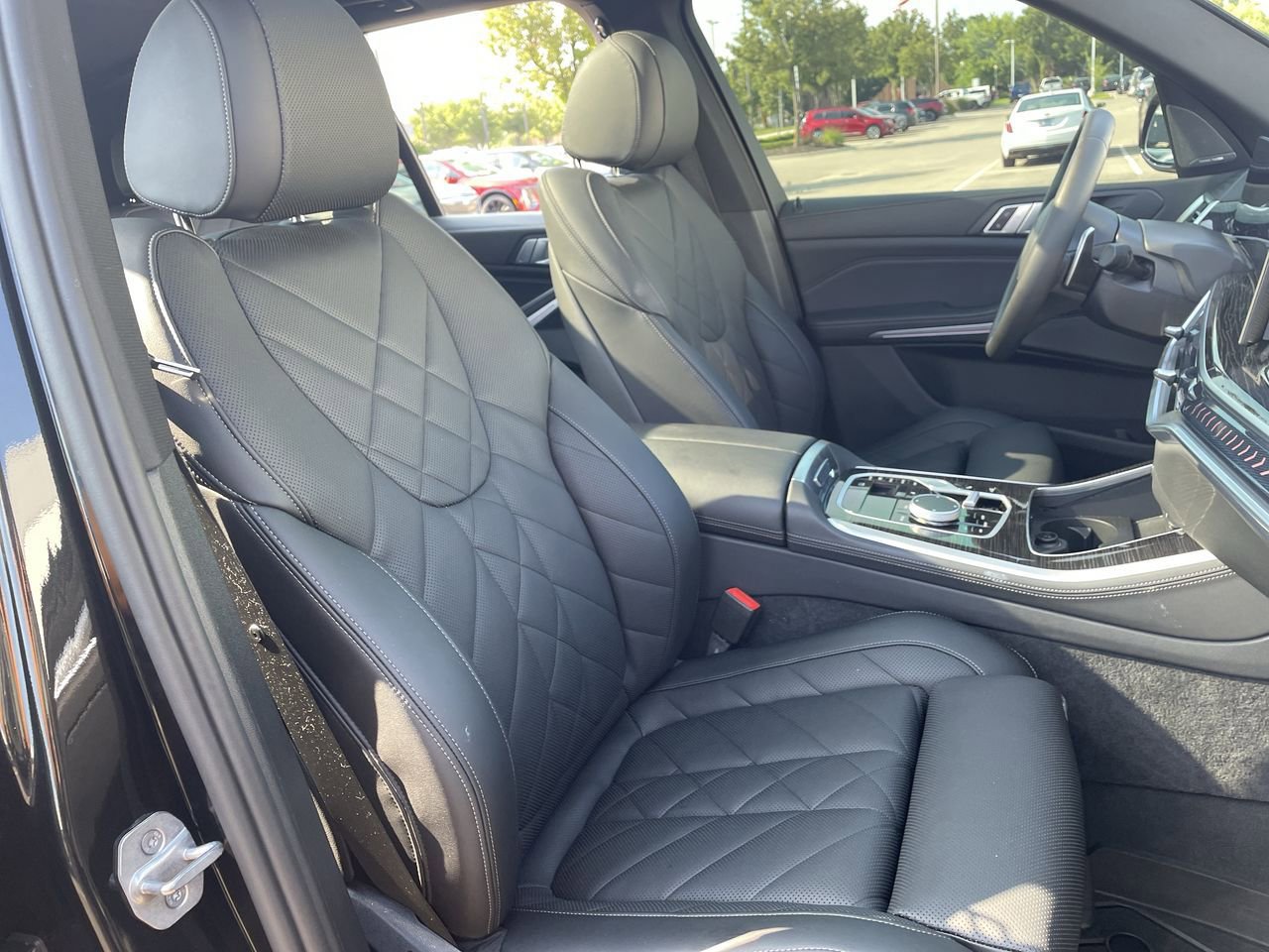 Thumbnail: 2024 BMW X5 - 14