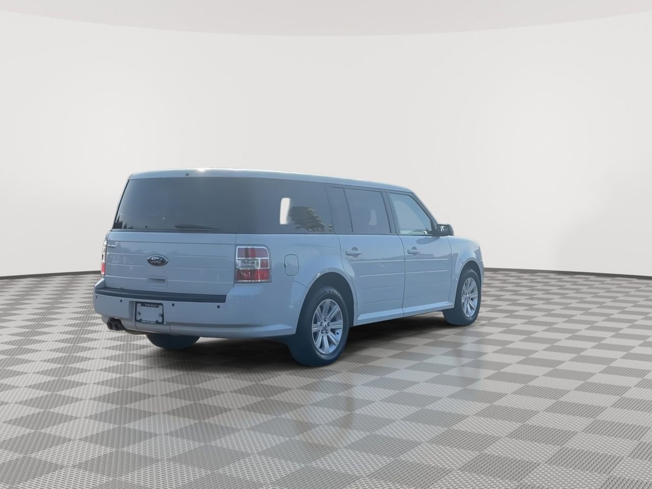 Thumbnail: 2010 Ford Flex - 8