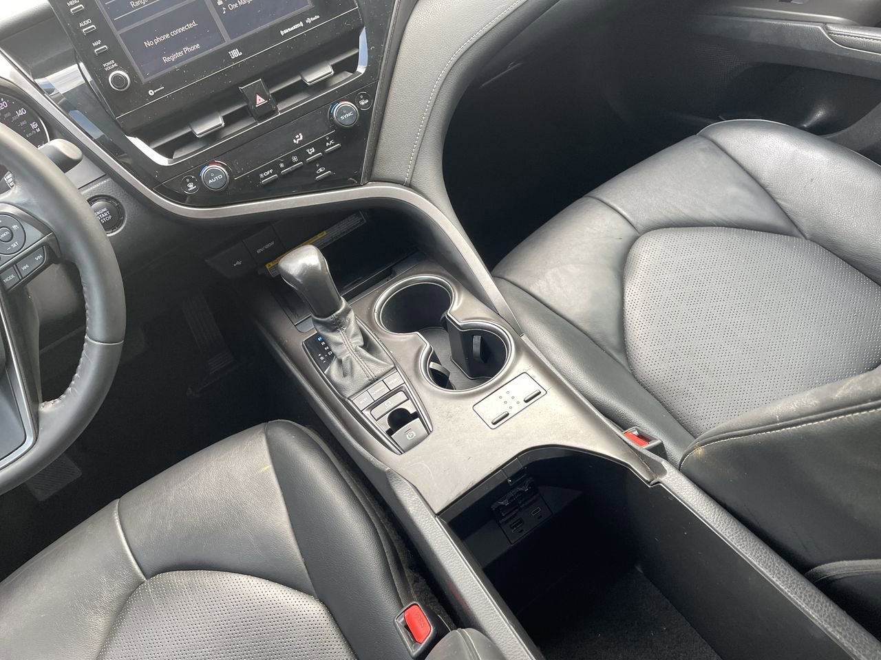 Thumbnail: 2021 Toyota Camry - 24
