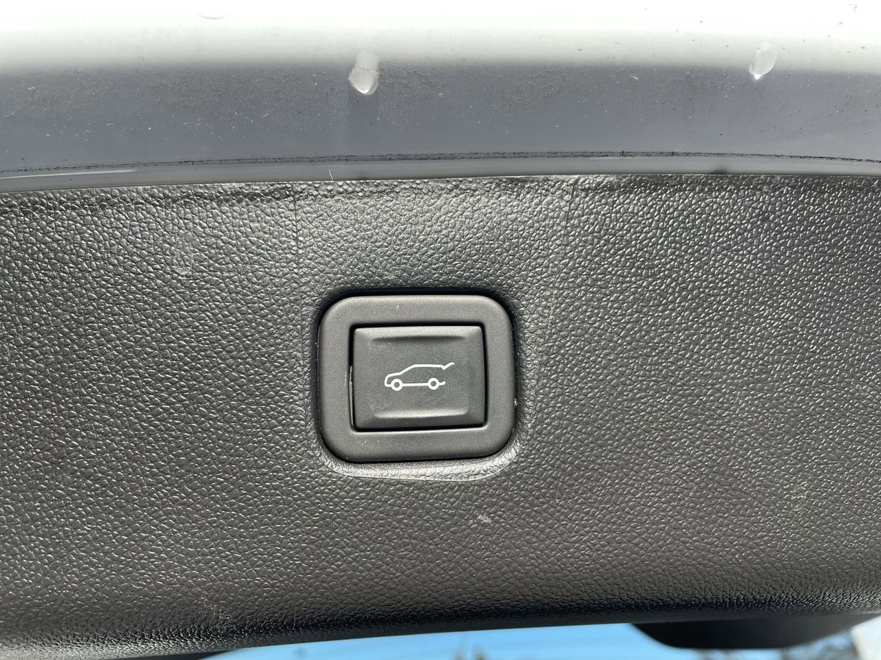 Thumbnail: 2025 Chevrolet Blazer - 18