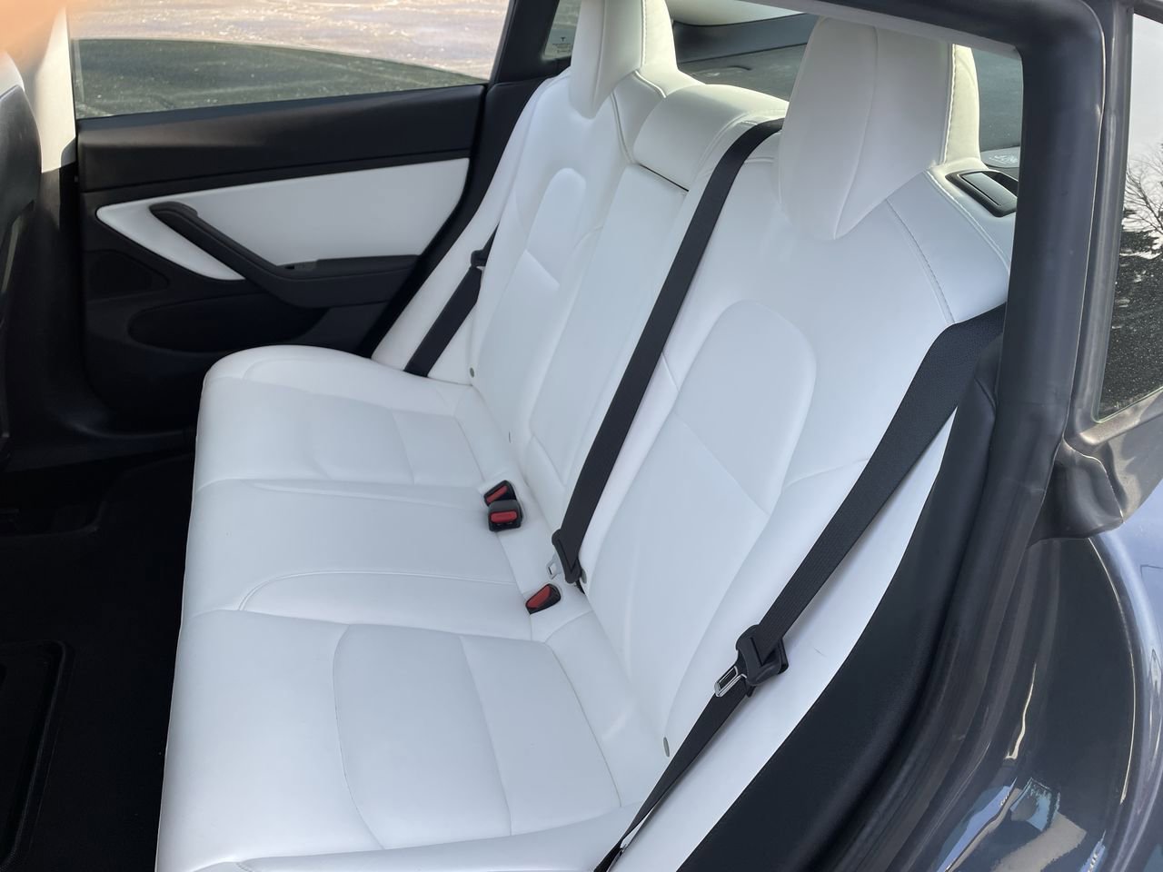 Thumbnail: 2020 Tesla Model 3 - 18