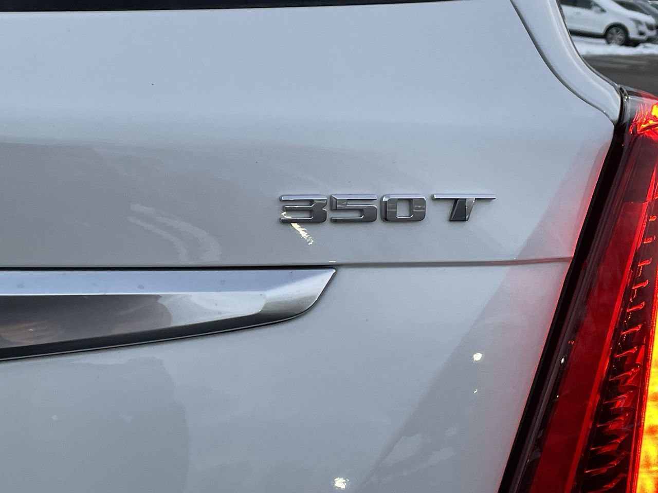 Thumbnail: 2023 Cadillac XT5 - 41