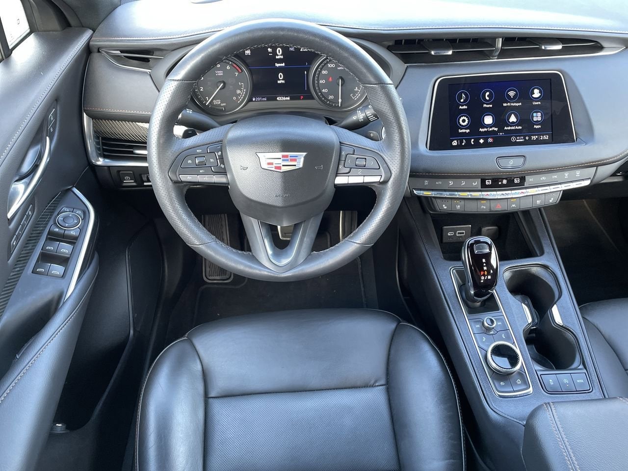 Thumbnail: 2023 Cadillac XT4 - 11