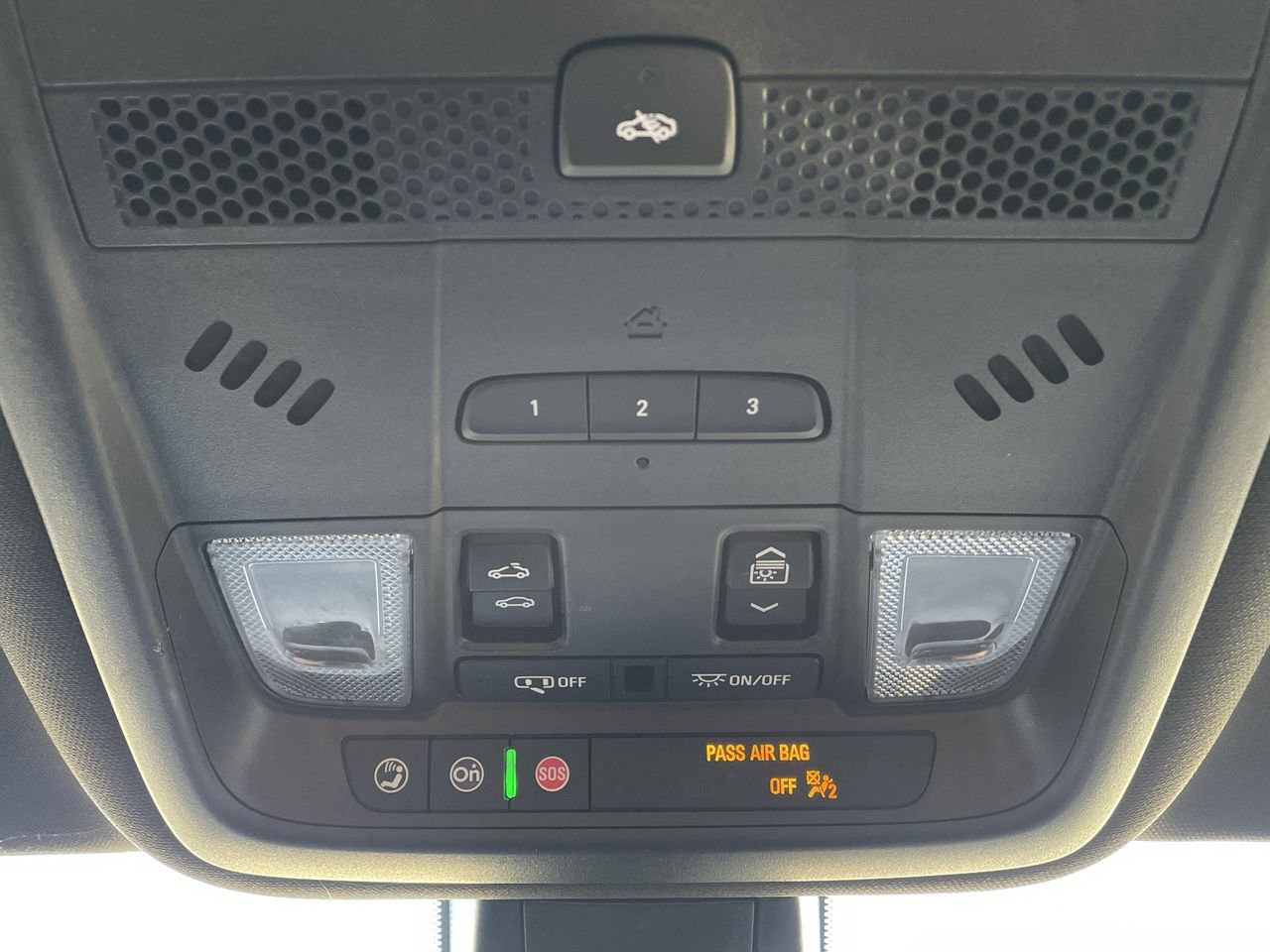 Thumbnail: 2024 Cadillac XT6 - 34