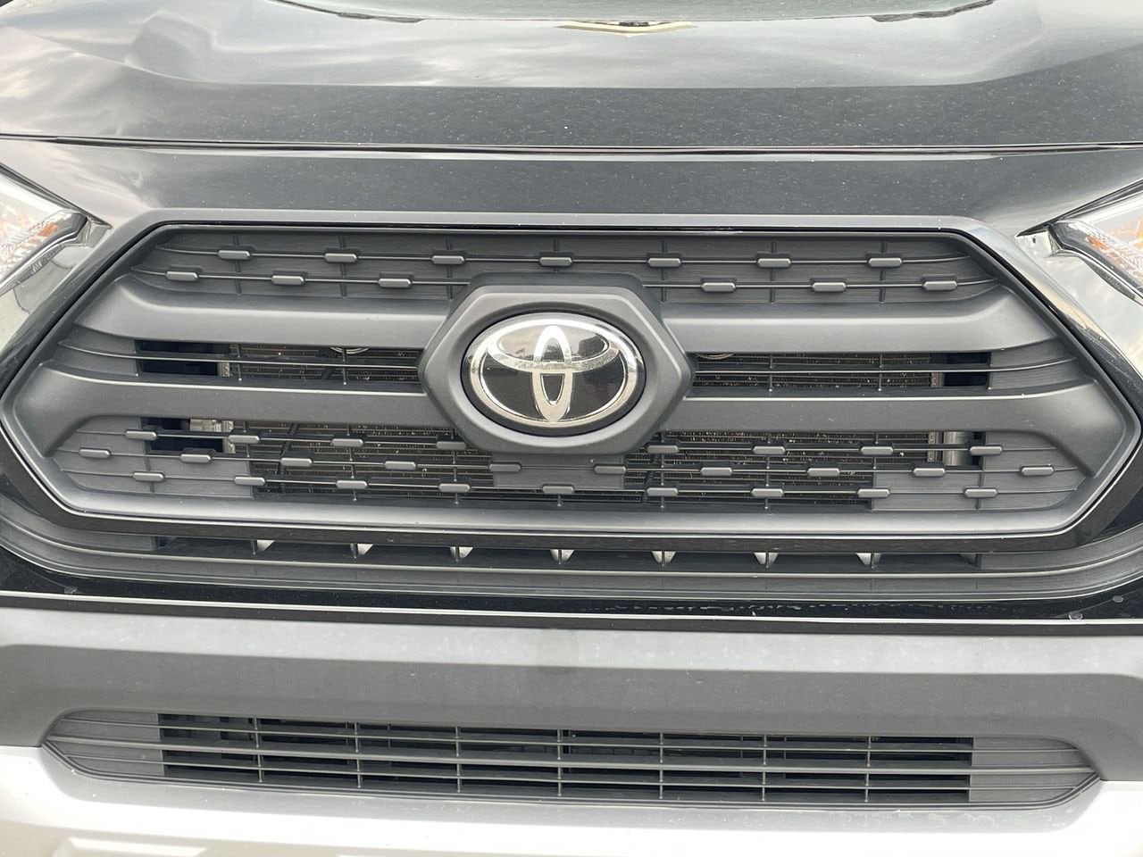 Thumbnail: 2019 Toyota RAV4 - 36