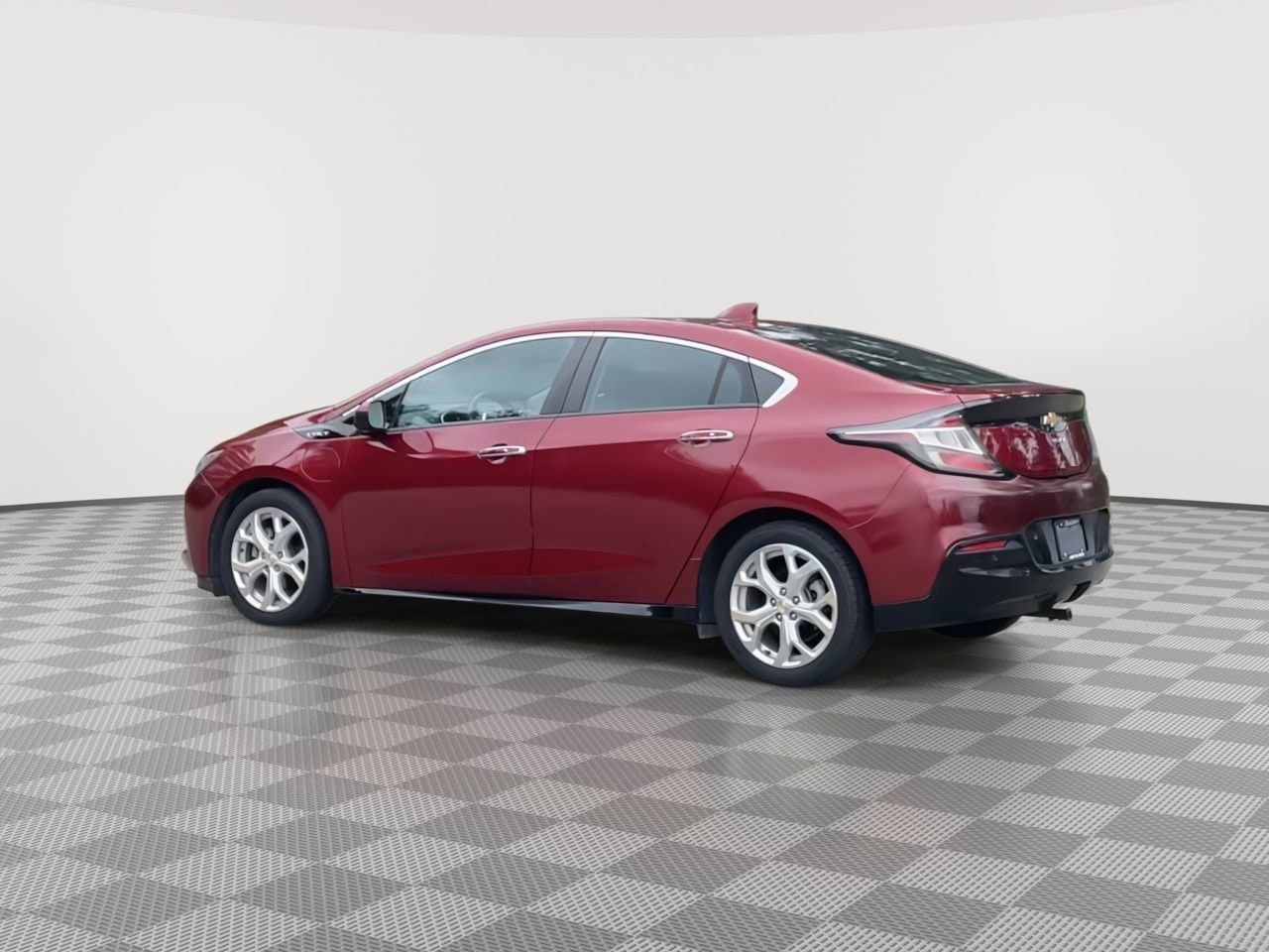 Thumbnail: 2017 Chevrolet Volt - 6