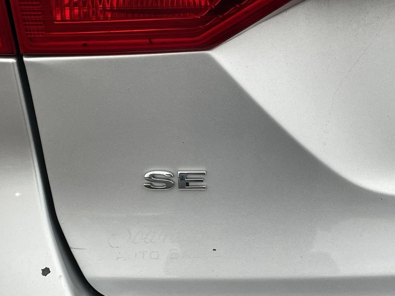 Thumbnail: 2017 Ford Fiesta - 32