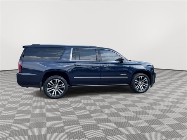 2019 GMC Yukon XL Denali 9