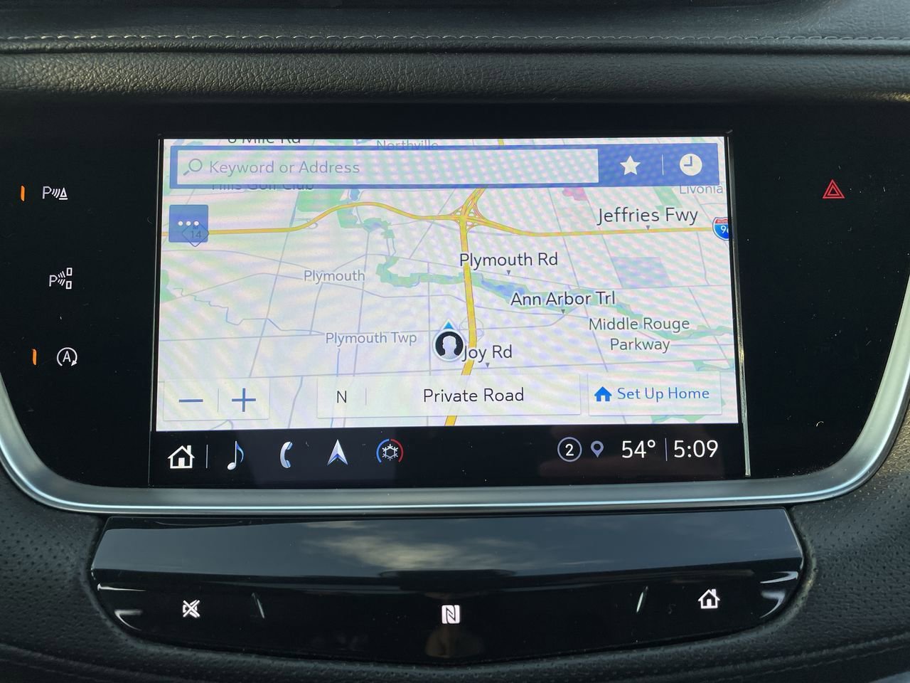 Thumbnail: 2021 Cadillac XT5 - 22