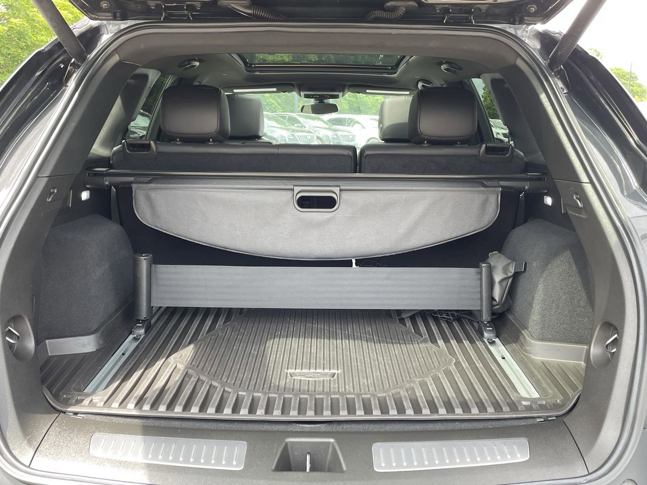 Thumbnail: 2020 Cadillac XT5 - 17