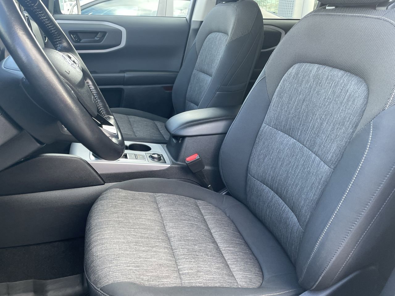 Thumbnail: 2022 Ford Bronco Sport - 12