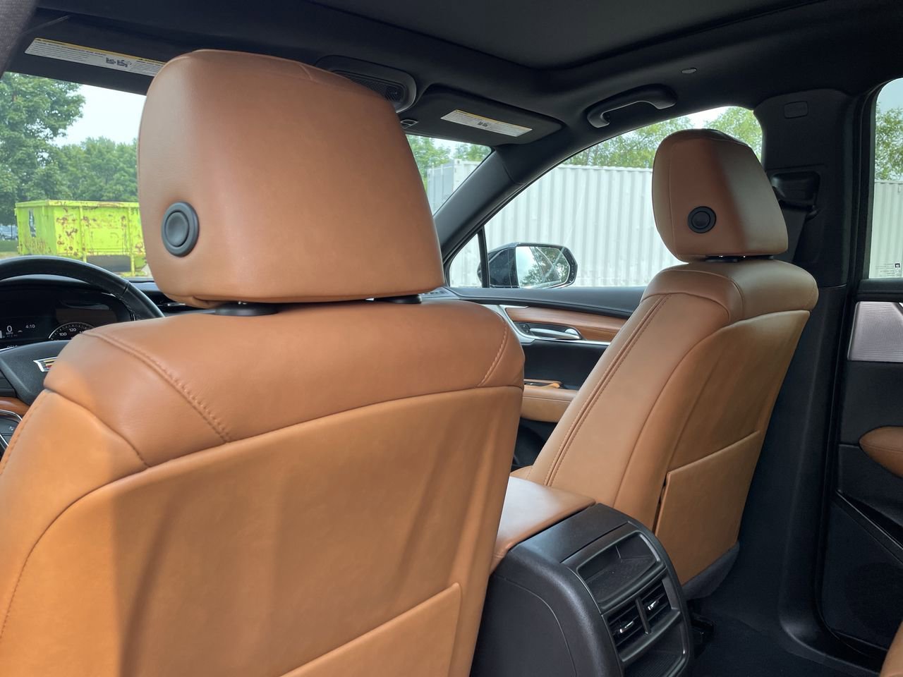 Thumbnail: 2023 Cadillac XT5 - 20