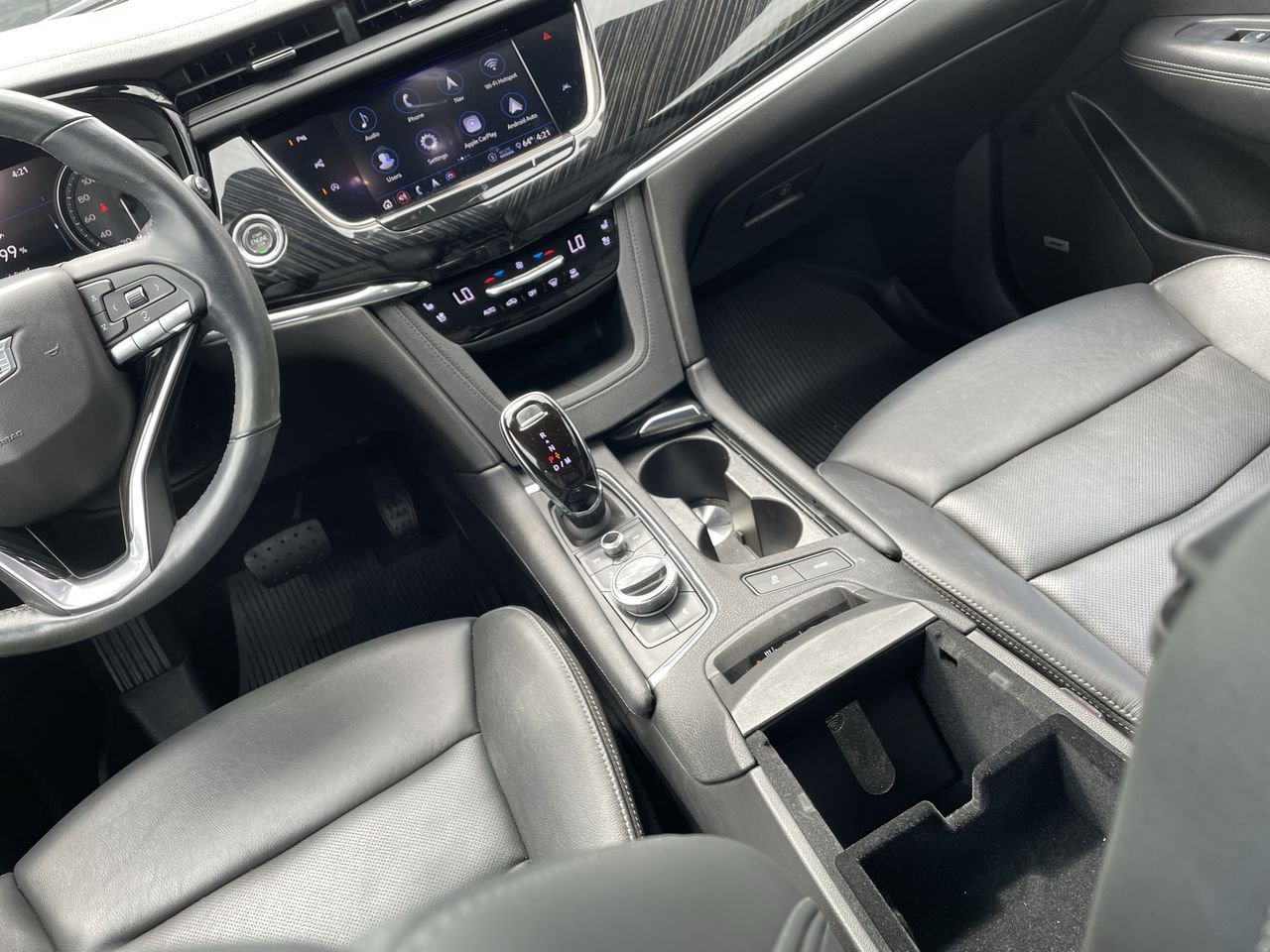 Thumbnail: 2020 Cadillac XT6 - 28