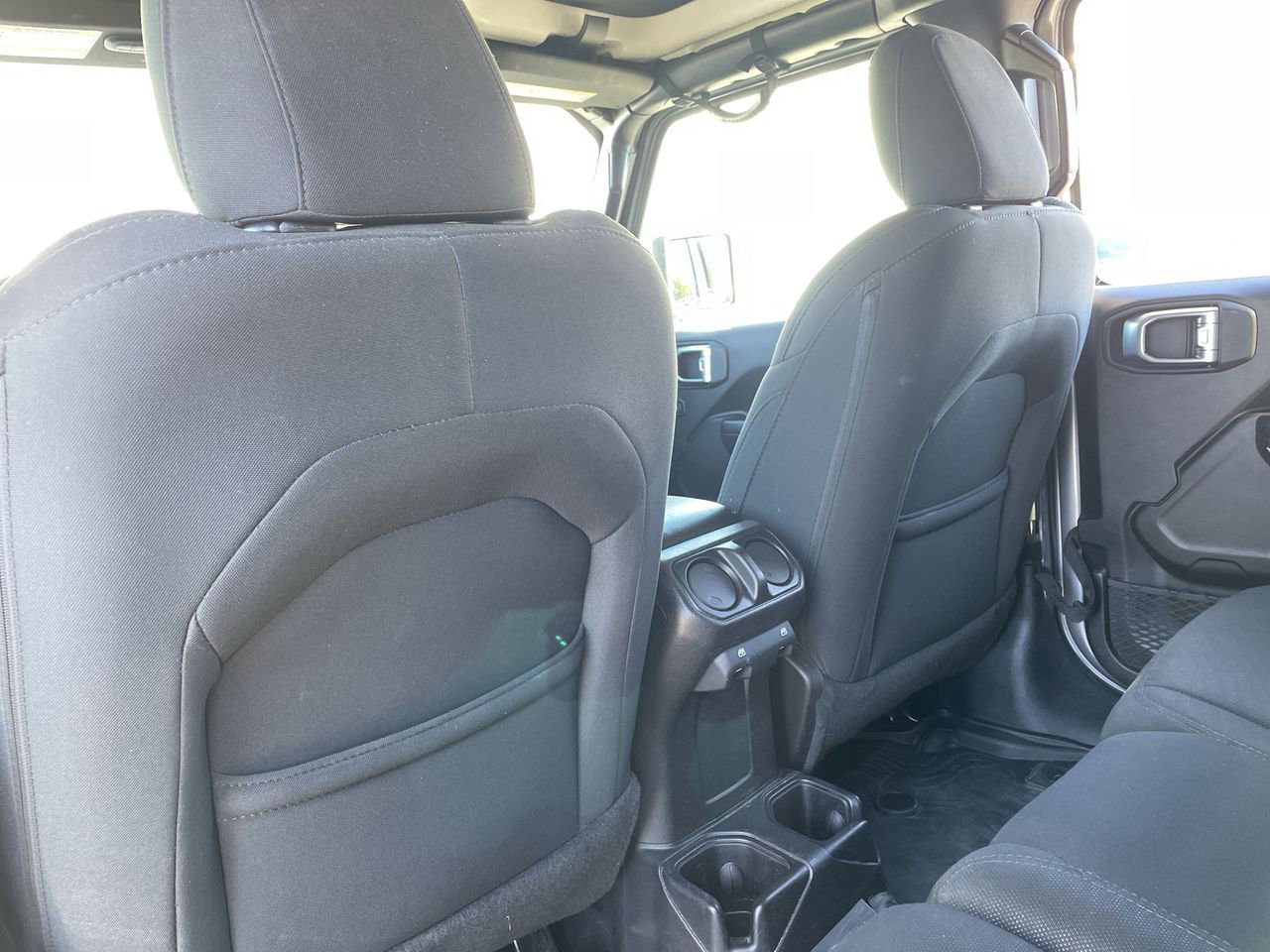 Thumbnail: 2019 Jeep Wrangler - 19