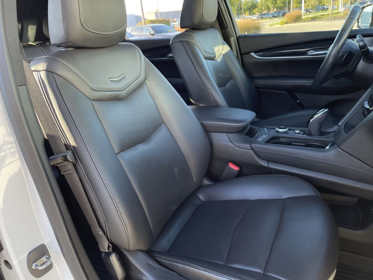 Thumbnail: 2023 Cadillac XT5 - 14
