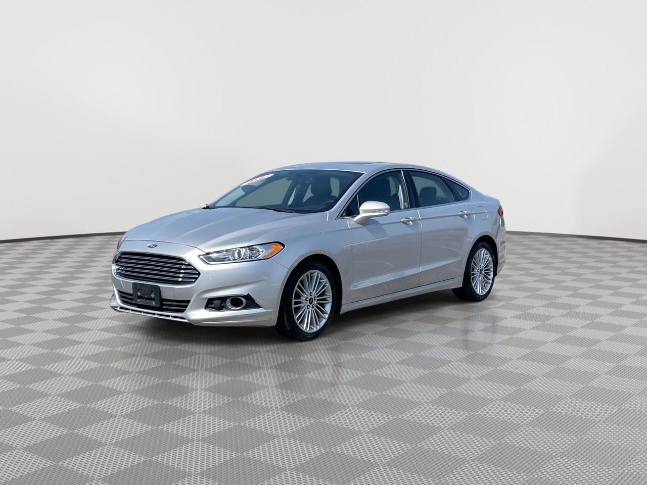 Thumbnail: 2016 Ford Fusion - 3