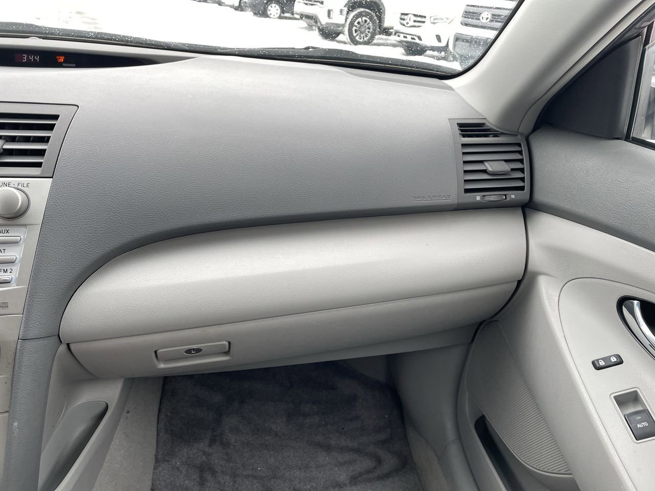 Thumbnail: 2010 Toyota Camry - 16