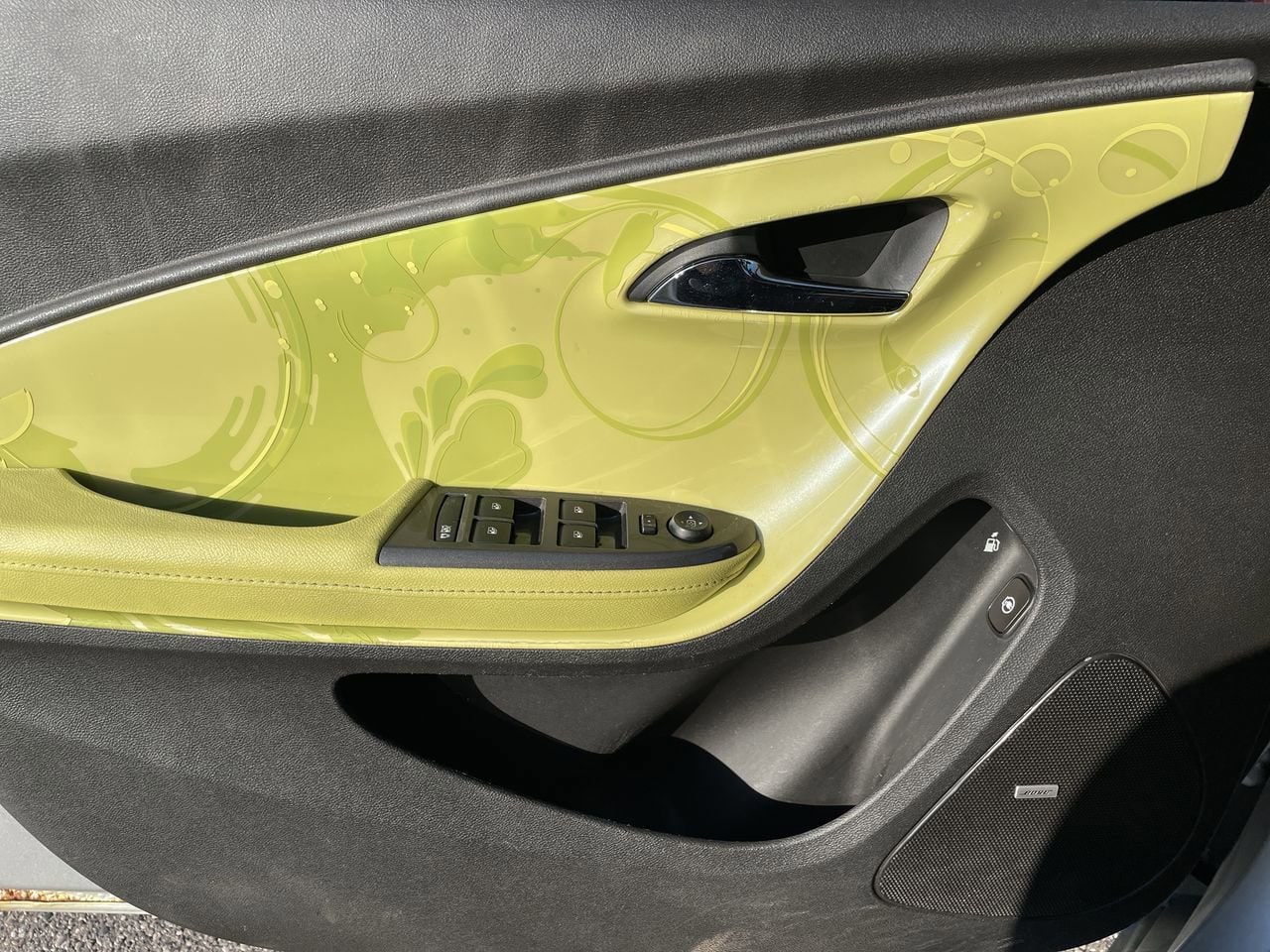 Thumbnail: 2011 Chevrolet Volt - 30