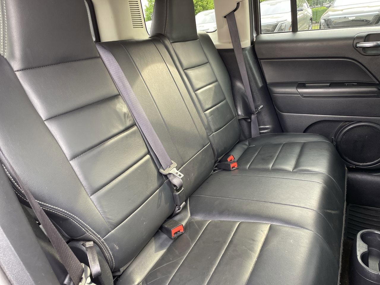 Thumbnail: 2016 Jeep Patriot - 15