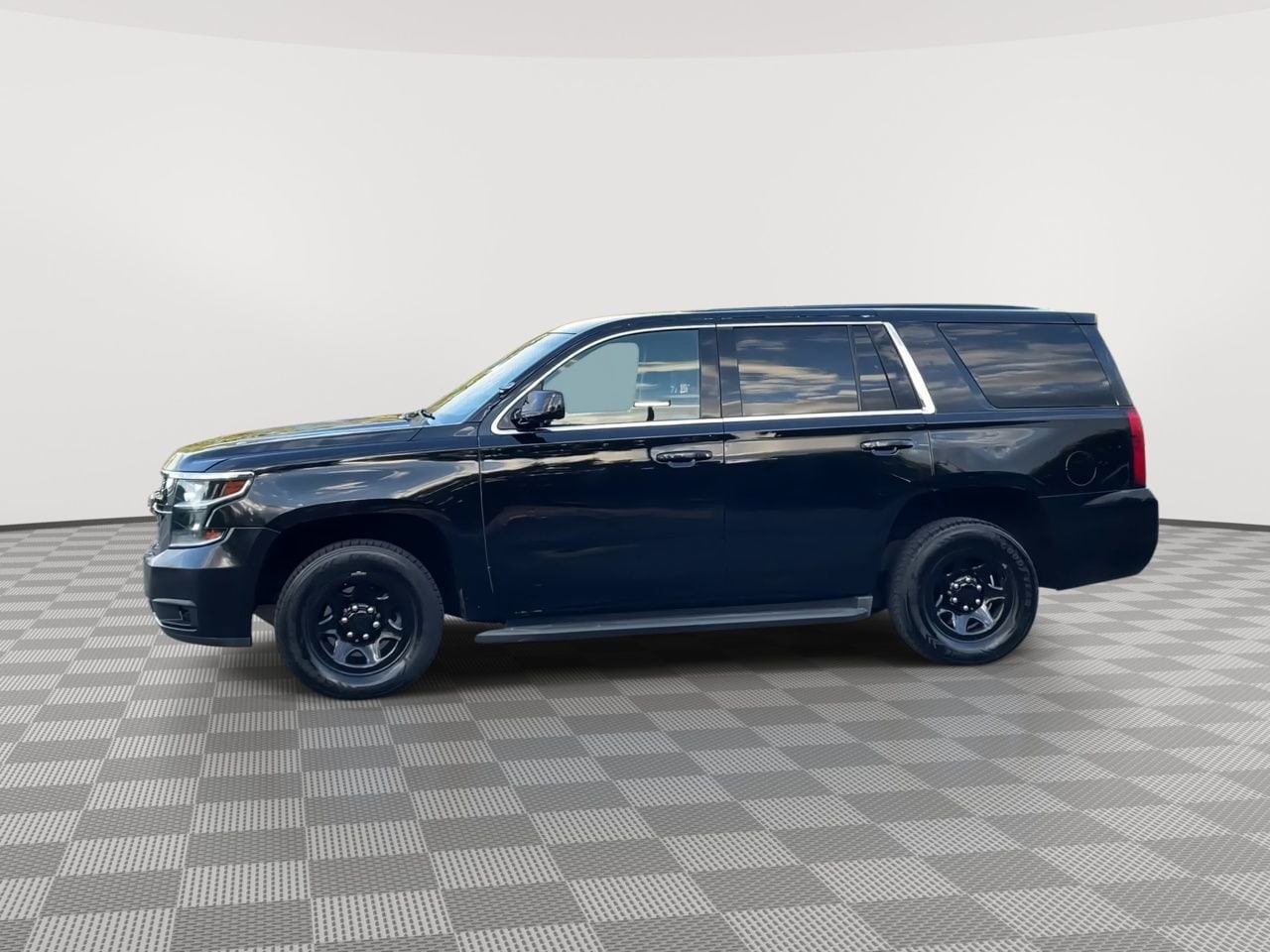 Thumbnail: 2016 Chevrolet Tahoe - 5