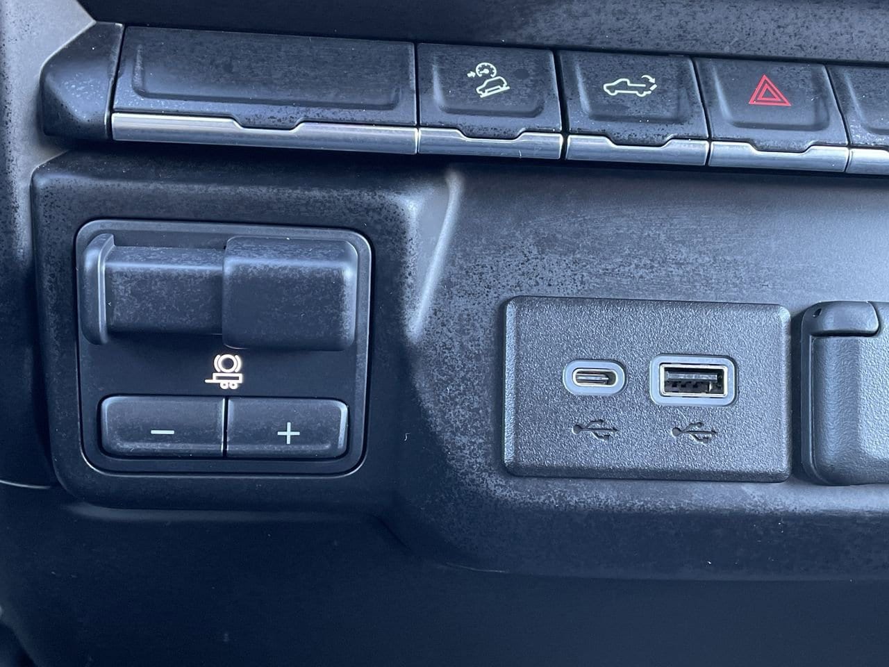 Thumbnail: 2022 GMC Sierra 2500 - 25