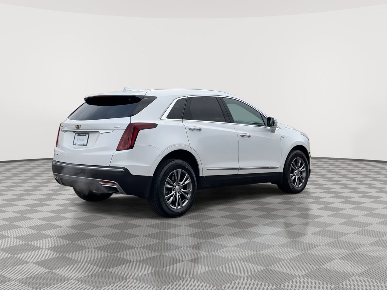 Thumbnail: 2023 Cadillac XT5 - 8