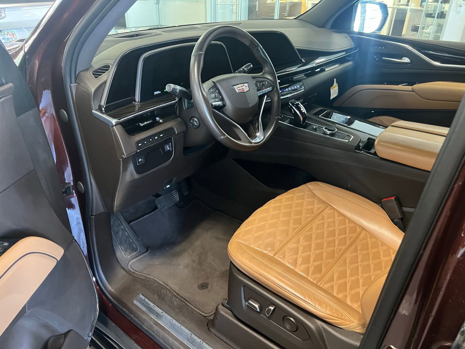 Thumbnail: 2023 Cadillac Escalade - 5