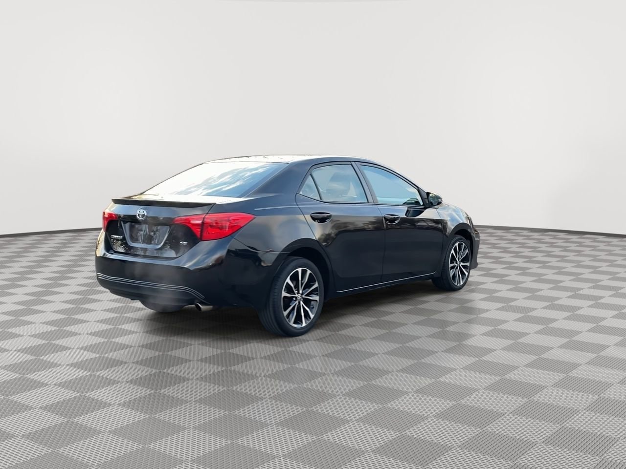 Thumbnail: 2017 Toyota Corolla - 8