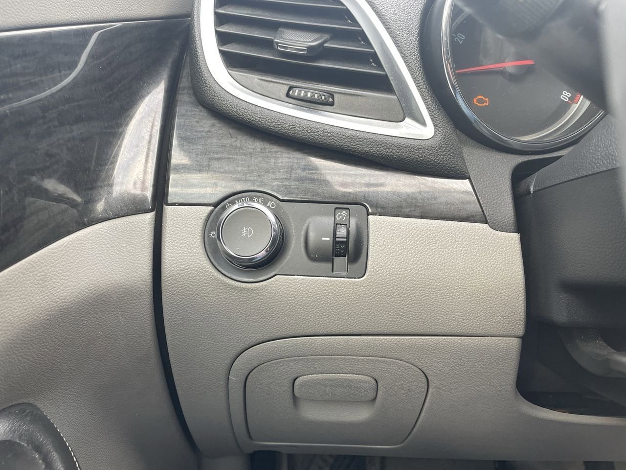 2013 Buick Encore Premium 27