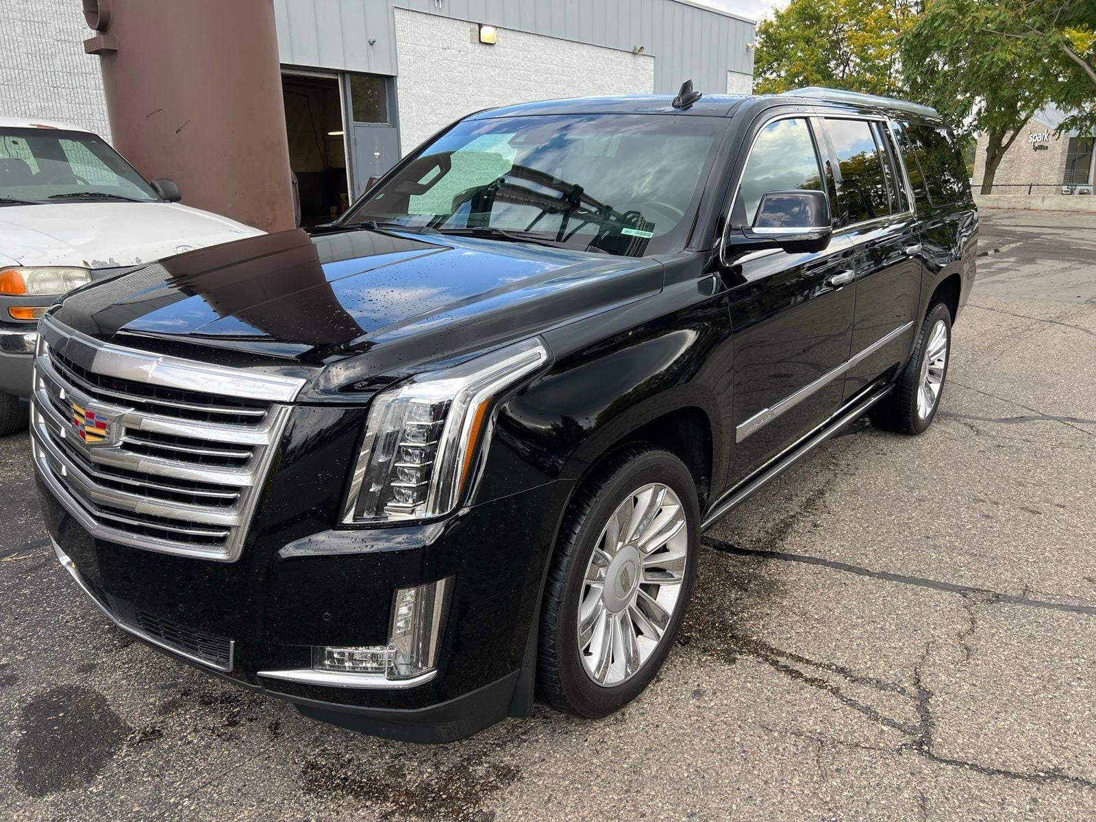 Thumbnail: 2016 Cadillac Escalade - 1