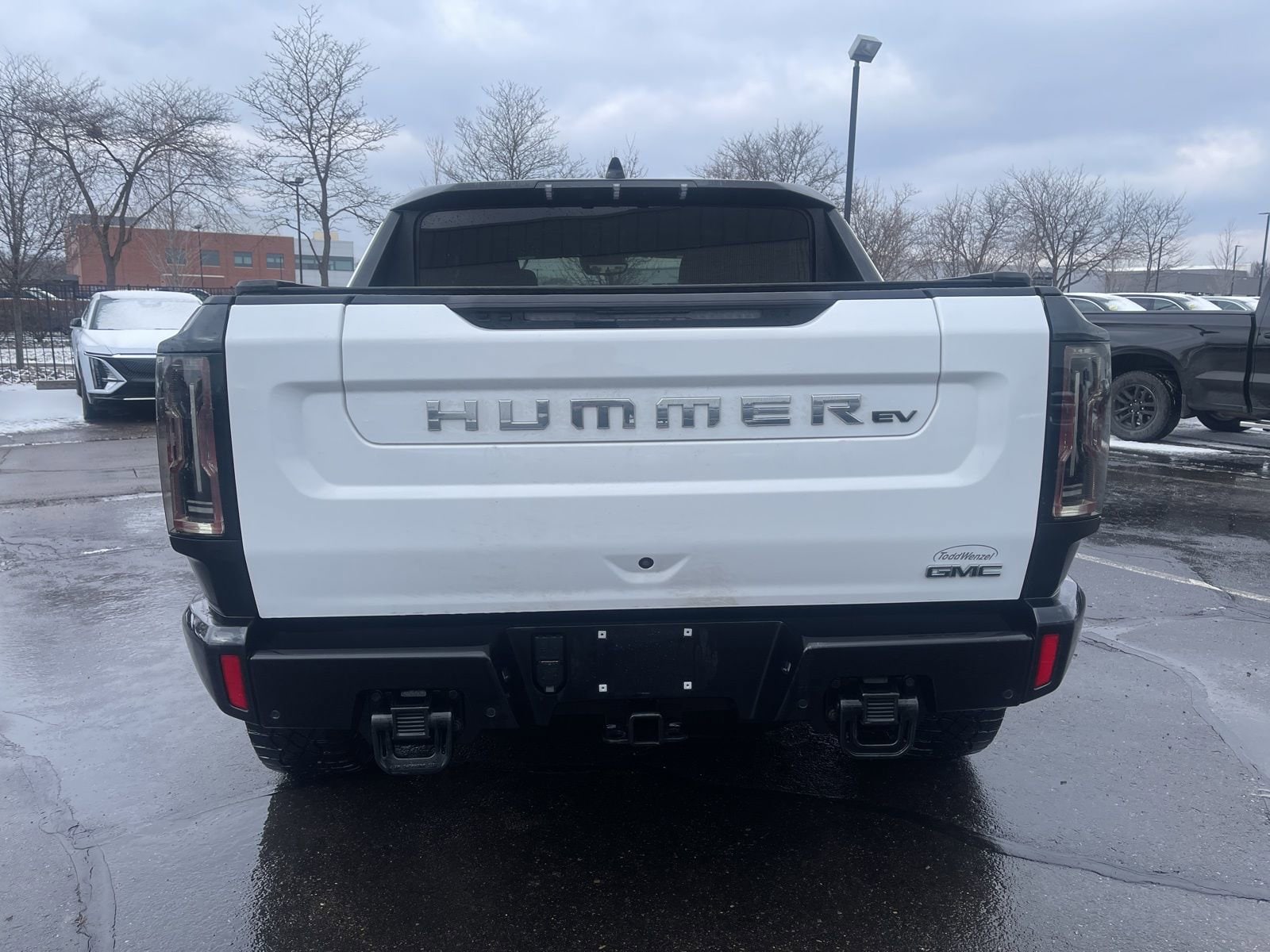 Thumbnail: 2022 GMC Hummer EV - 4