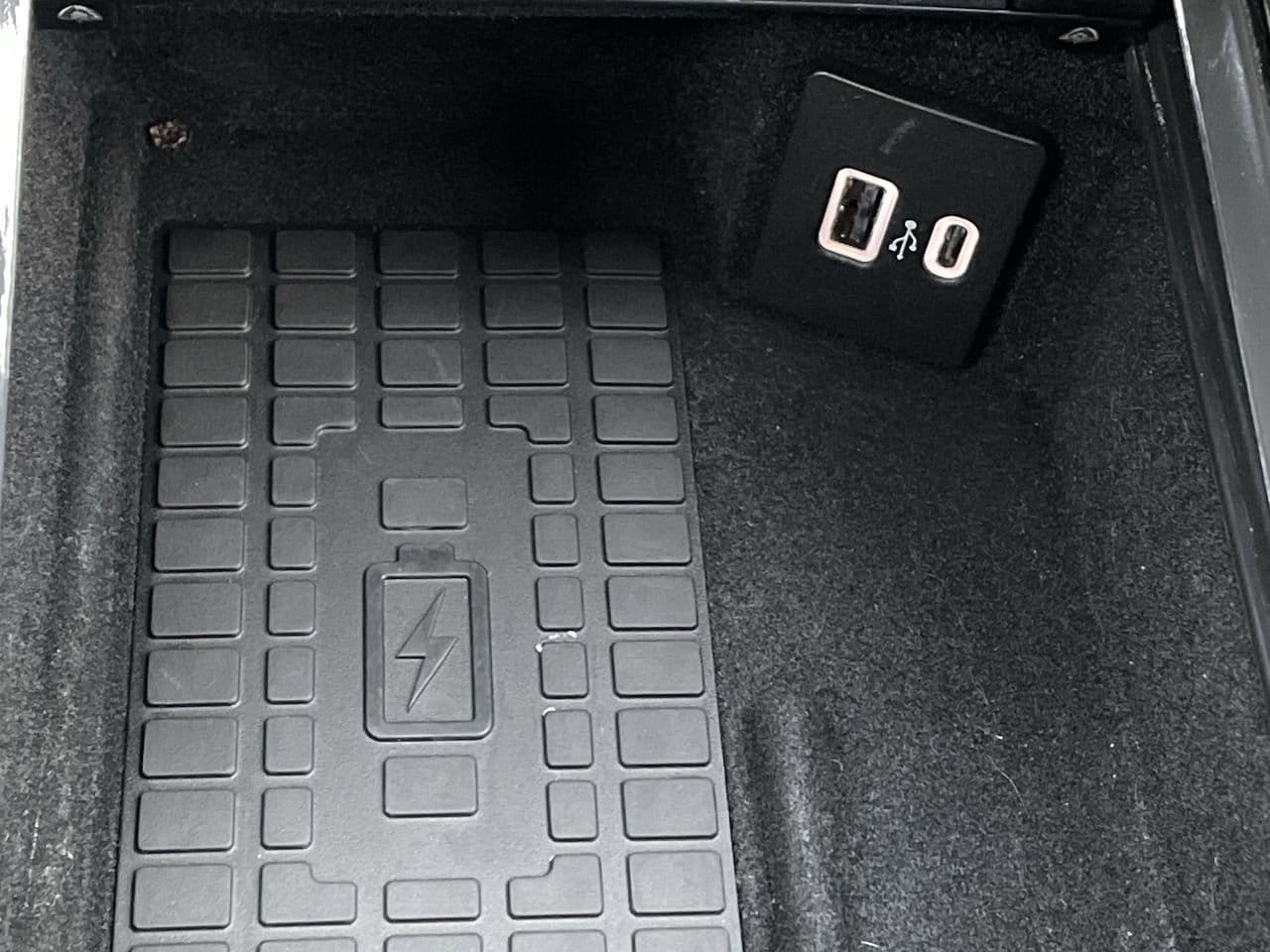 Thumbnail: 2023 Lincoln Corsair - 26