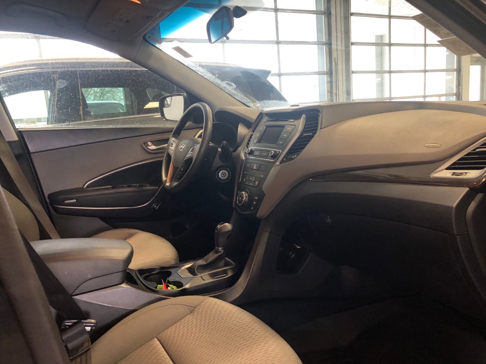 Thumbnail: 2018 Hyundai Santa Fe - 6